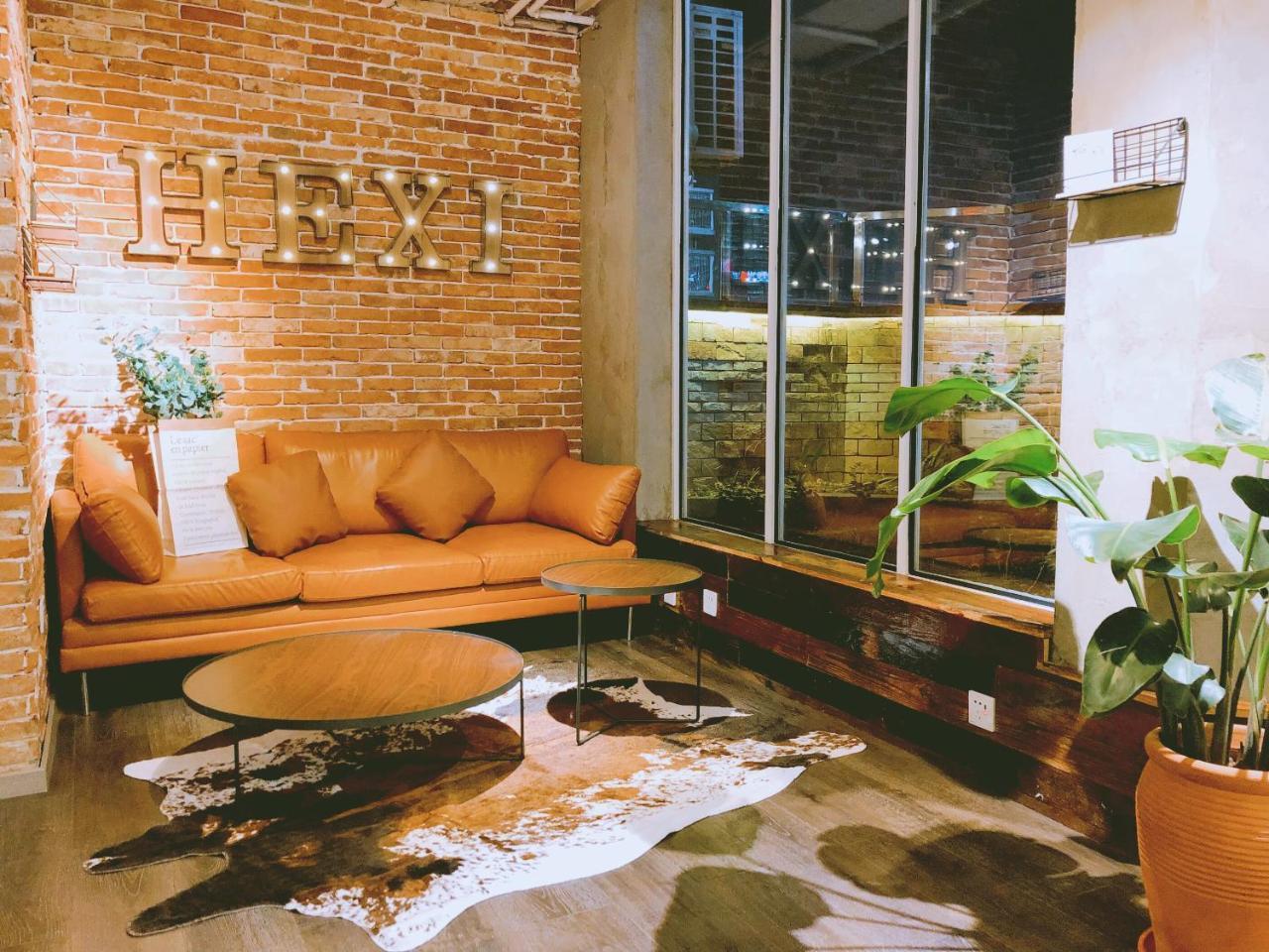 Chongqing Hexi Youth Hostel Bagian luar foto
